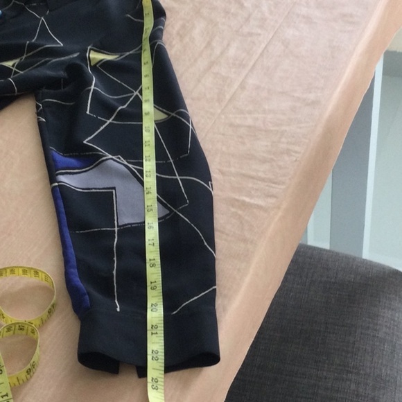 Woman’s Company Ellen Tracy Blouse P4 long sleeves button down. #429 - Picture 7 of 7